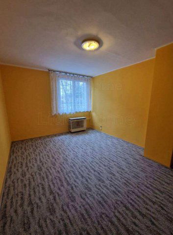 Eladó téglalakás, Székesfehérvárott 40 M Ft, 1 szobás