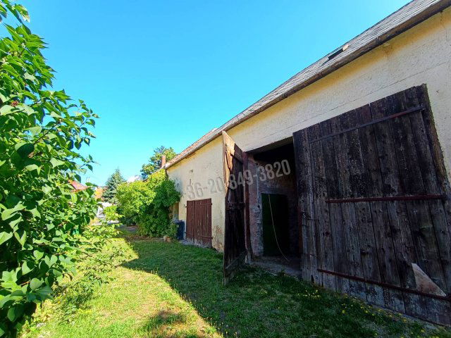 Eladó családi ház, Balatonfüreden 130 M Ft, 2+1 szobás