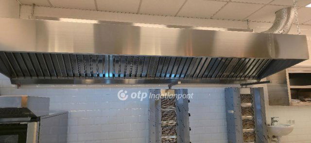 Eladó üzlethelyiség, Hajdúböszörményen 39 M Ft