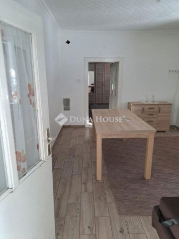 Eladó családi ház, Tompán 12.5 M Ft, 2 szobás