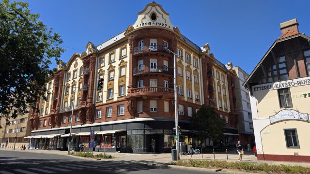 Eladó ipari ingatlan, Debrecenben, Batthyány utcában 69.9 M Ft