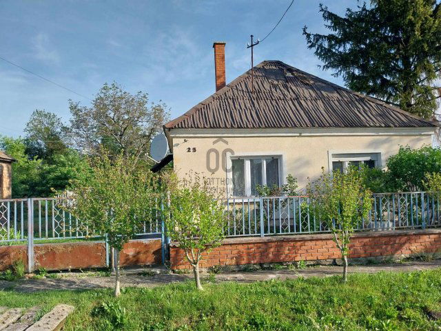 Eladó családi ház, Kisbéren 24.8 M Ft, 2 szobás