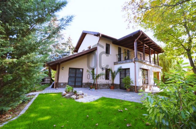 Kiadó családi ház, albérlet, Budakeszin, Gábor Áron utcában