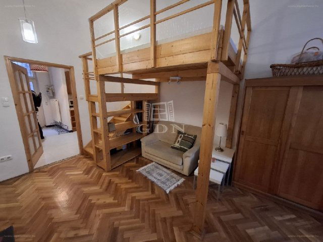 Eladó téglalakás, Budapesten, IX. kerületben, Angyal utcában