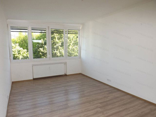 Kiadó téglalakás, albérlet, Siófokon 200 E Ft / hó, 2 szobás