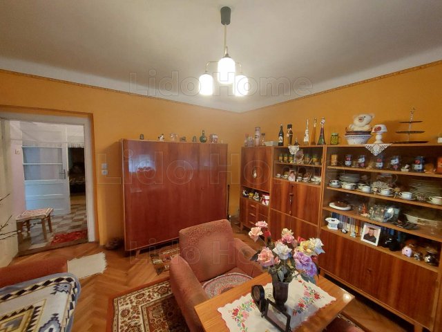 Eladó családi ház, Kadarkúton 22 M Ft, 3 szobás