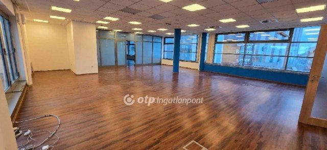 Eladó iroda, Debrecenben 650 M Ft / költözzbe.hu