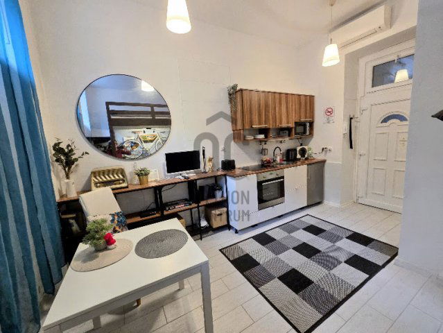 Eladó téglalakás, Budapesten, I. kerületben 39.9 M Ft, 1 szobás