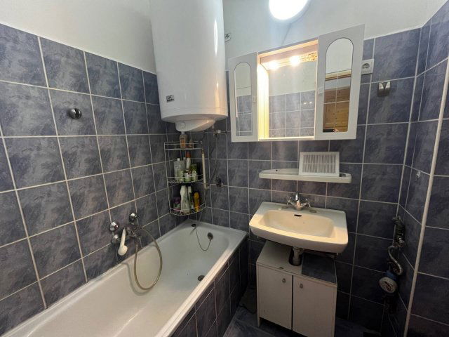 Kiadó téglalakás, albérlet, Tatán 180 E Ft / hó, 2 szobás