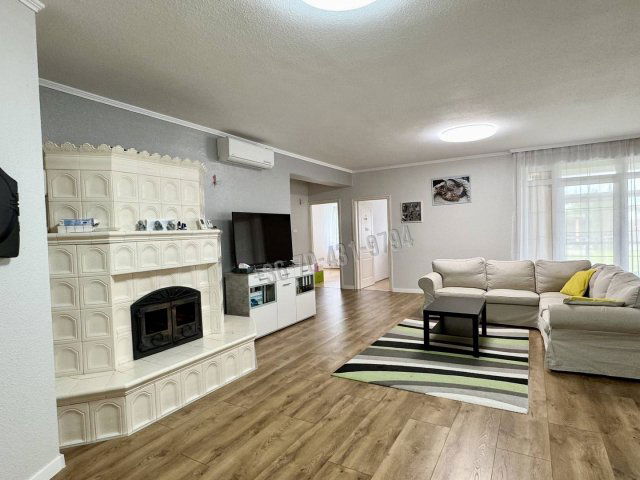 Eladó családi ház, Egerben 104.99 M Ft, 6 szobás