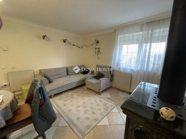 Eladó családi ház, Cserkeszőlőn 46 M Ft, 4 szobás