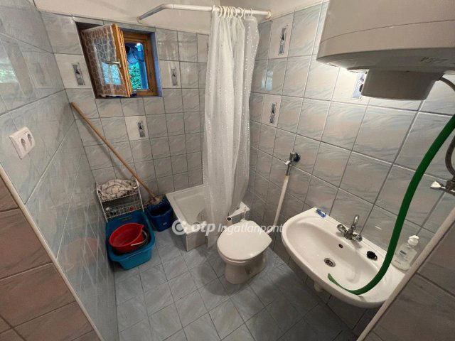 Eladó nyaraló, Gyódon 22 M Ft, 1 szobás / költözzbe.hu