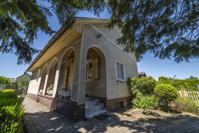 Eladó családi ház, Kecskeméten 62 M Ft, 3 szobás