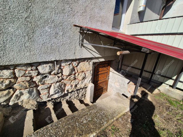 Eladó családi ház, Monorierdőn 45.99 M Ft, 3 szobás