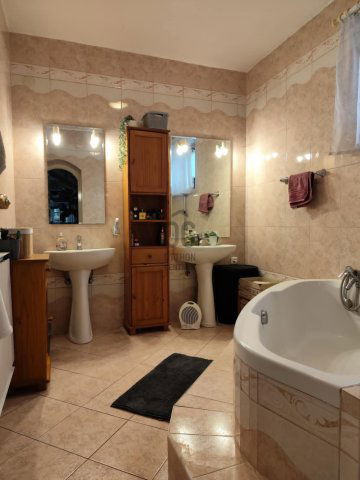 Eladó családi ház, Sátorhelyen 91 M Ft, 4 szobás