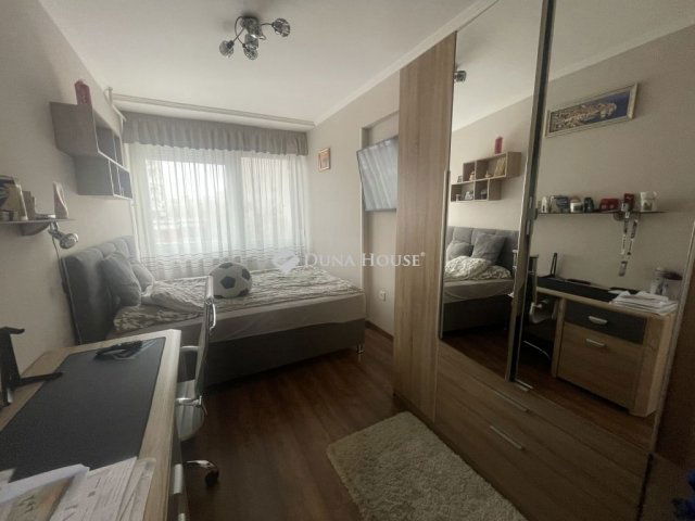 Eladó téglalakás, Kecskeméten 67 M Ft, 3 szobás