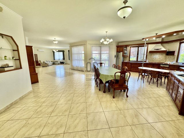 Eladó családi ház, Tökölön 189 M Ft, 4 szobás