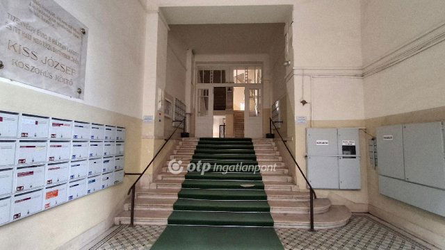 Eladó téglalakás, Budapesten, VIII. kerületben 65.5 M Ft