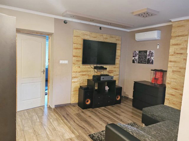 Eladó családi ház, Ecseren 89.5 M Ft, 4 szobás