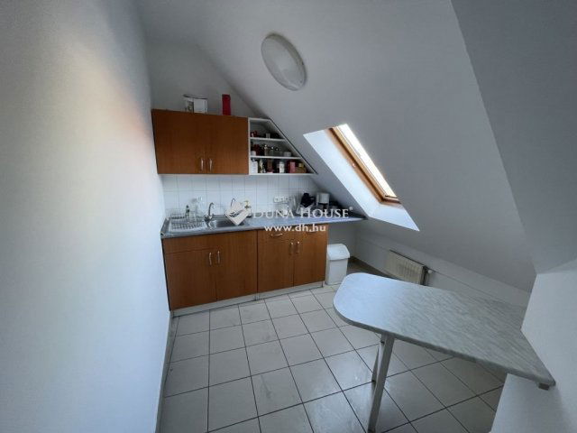 Eladó iroda, Kecskeméten 250 M Ft / költözzbe.hu