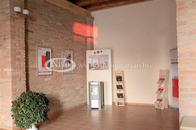 Eladó ipari ingatlan, Bakonyjákón 600 M Ft / költözzbe.hu