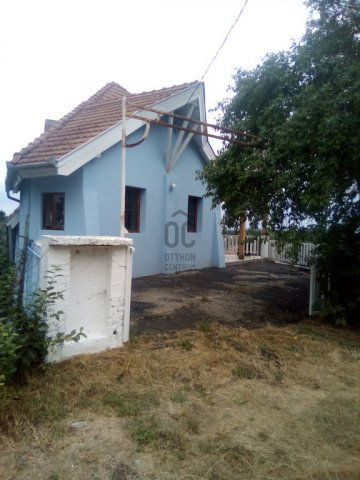 Eladó családi ház, Zalakaroson 76 M Ft, 8 szobás