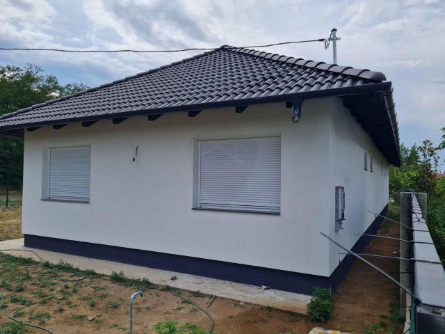 Eladó családi ház, Isaszegen 101.99 M Ft, 5 szobás