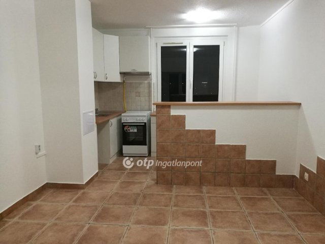 Eladó panellakás, Budapesten, X. kerületben 82.9 M Ft, 2+2 szobás