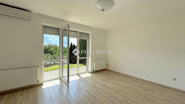 Kiadó téglalakás, albérlet, Dunakeszin 250 E Ft / hó, 2 szobás