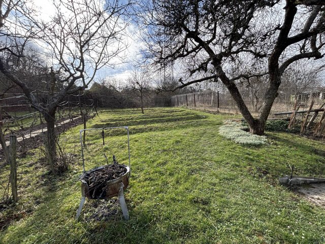 Eladó családi ház, Miskolcon 21 M Ft, 2 szobás