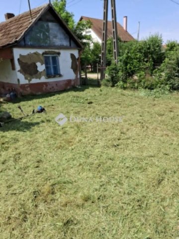 Eladó családi ház, Berettyóújfaluban 7.5 M Ft, 1 szobás