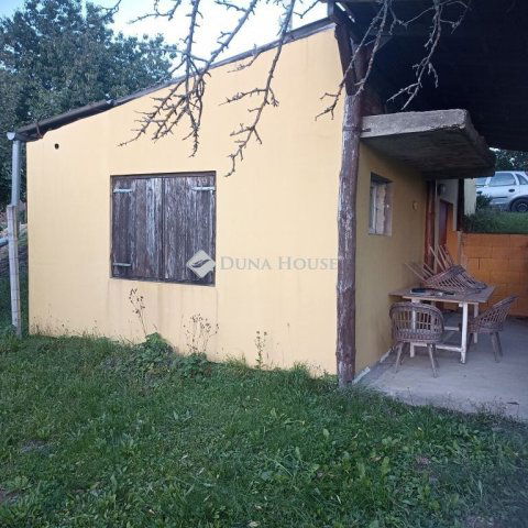 Eladó családi ház, Zalaegerszegen 15.7 M Ft, 1 szobás