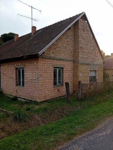 Eladó családi ház, Kallósdon 3.99 M Ft, 8 szobás