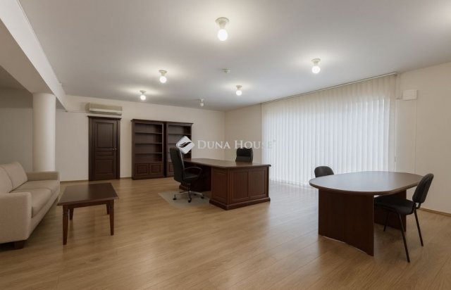 Eladó iroda, Budapesten, XI. kerületben 199 M Ft