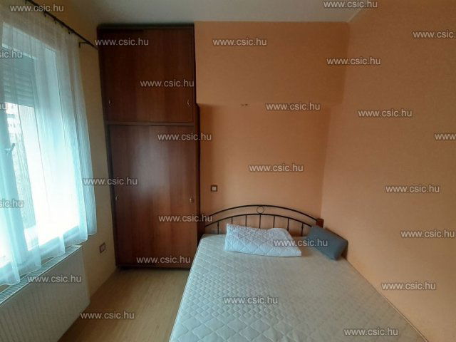 Eladó téglalakás, Budapesten, III. kerületben 76.5 M Ft
