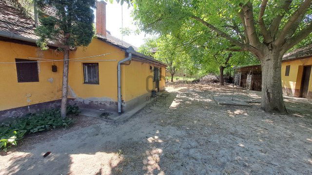 Eladó családi ház, Kecskeméten, Izsáki úton 42.9 M Ft