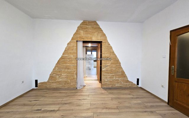 Eladó családi ház, Budapesten, IV. kerületben 59.9 M Ft