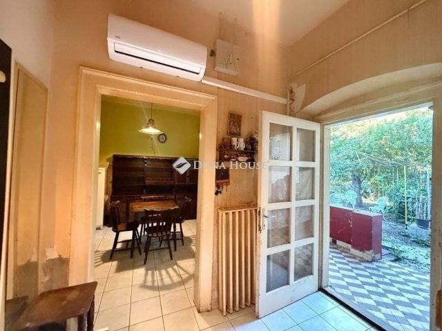 Eladó családi ház, Sárbogárdon 34.9 M Ft, 3 szobás