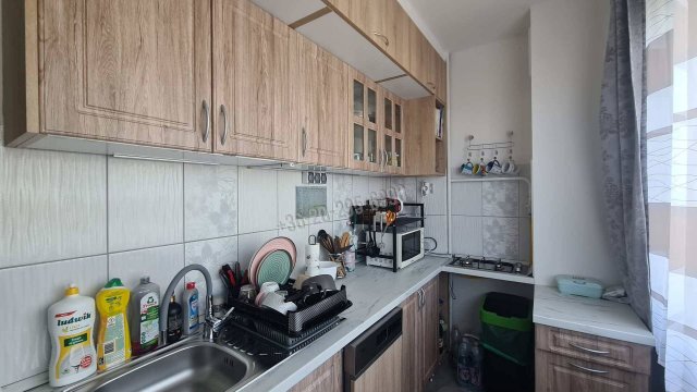 Eladó panellakás, Dunaújvárosban 38 M Ft, 2 szobás