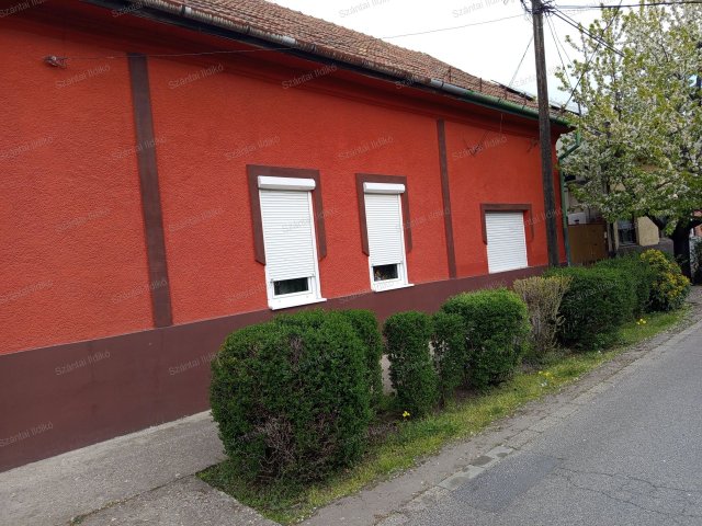 Eladó családi ház, Vecsésen 57 M Ft, 2 szobás