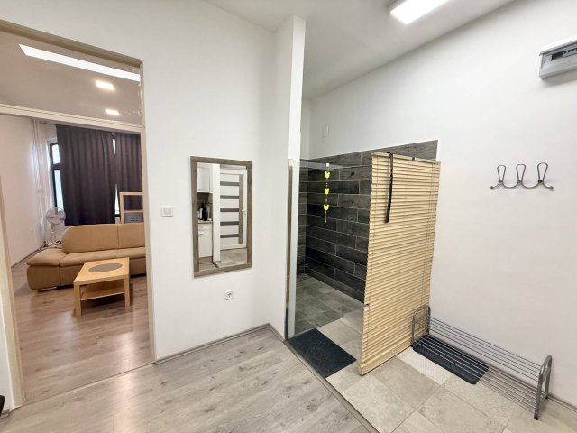 Kiadó téglalakás, albérlet, Pécsett 240 E Ft / hó, 1 szobás