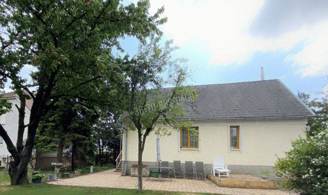 Eladó családi ház, Szigethalmon 77.9 M Ft, 3 szobás