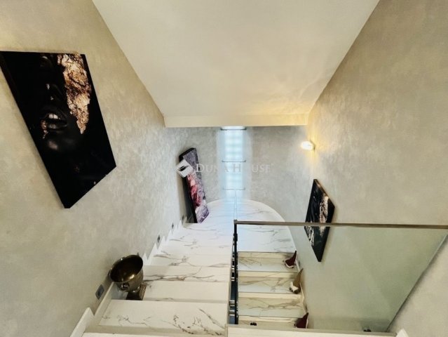 Eladó családi ház, Biatorbágyon 390 M Ft, 6 szobás