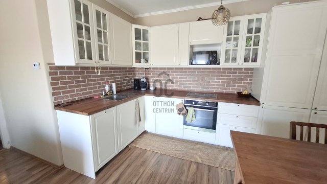 Eladó téglalakás, Budapesten, XIV. kerületben 68.7 M Ft