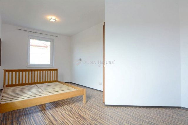 Kiadó téglalakás, albérlet, Kecskeméten 240 E Ft / hó