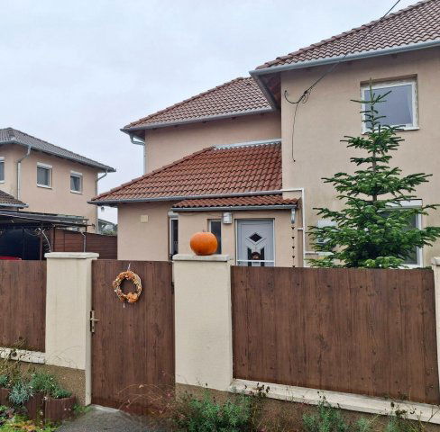 Eladó családi ház, Halásztelken 128 M Ft, 5 szobás