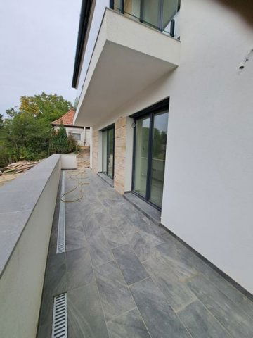 Eladó ikerház, Érden 149.9 M Ft, 4 szobás / költözzbe.hu