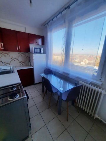 Kiadó panellakás, albérlet, Debrecenben 350 E Ft / hó, 3 szobás