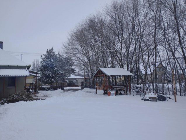 Eladó családi ház, Tiszajenőn 24.7 M Ft, 2 szobás