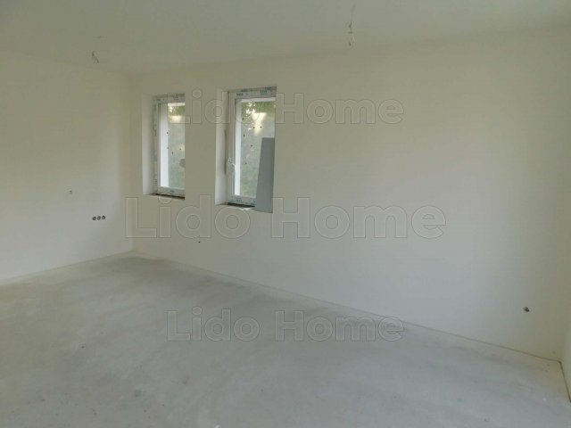 Eladó téglalakás, Siófokon 49.9 M Ft, 1 szobás